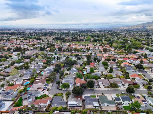 2828 Monte Cresta Way, San Jose CA: https://media.crmls.org/mediaz/b48fcf7d-23b2-44ee-bda6-71796d172b3b.jpg