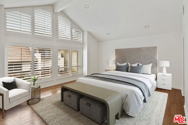 2781 Woodwardia Drive, Los Angeles CA: https://media.crmls.org/mediaz/b48fe2a2-4b11-4000-ac44-9157667d353b.jpg