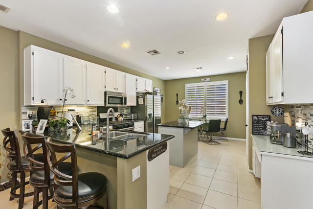 015_Kitchen