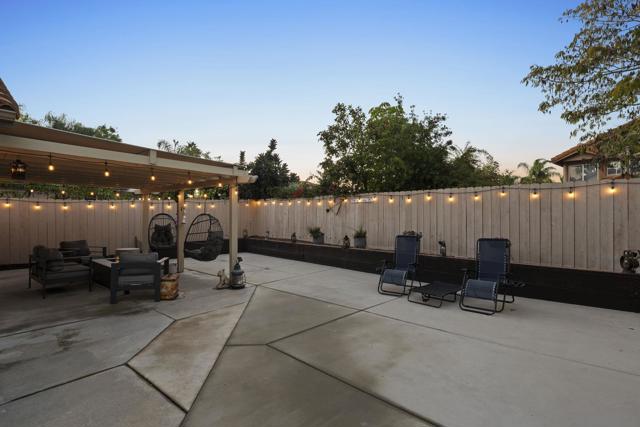 1846 Corte Pulsera, Oceanside CA: https://media.crmls.org/mediaz/b491bfdb-48da-466f-ab91-9c77d475d85b.jpg