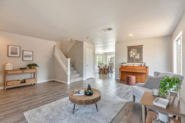 1770 Brentwood Court, Hollister CA: https://media.crmls.org/mediaz/b494c6ab-d285-490f-ae0d-9180e0d259a0.jpg