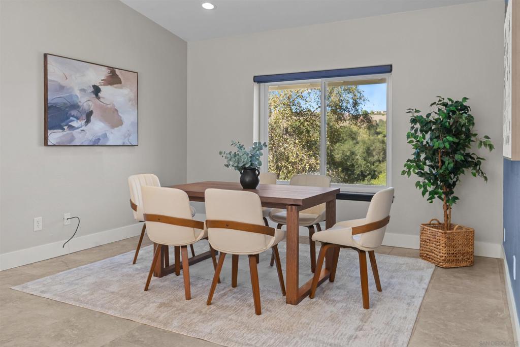 MLS #250043071SD image #8