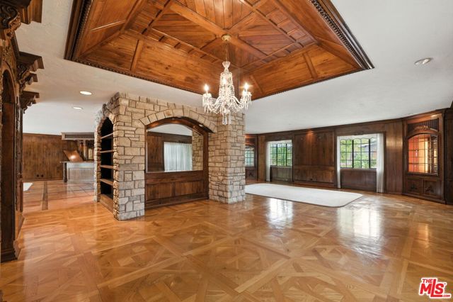 Drew Fenton | 16560 Park Lane Circle Los Angeles CA | MLS: 7286867