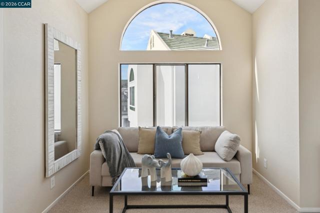 68 Mozden Ln, Pleasant Hill CA: https://media.crmls.org/mediaz/b498e0c5-fde3-479a-8608-47b68e2ce21d.jpg