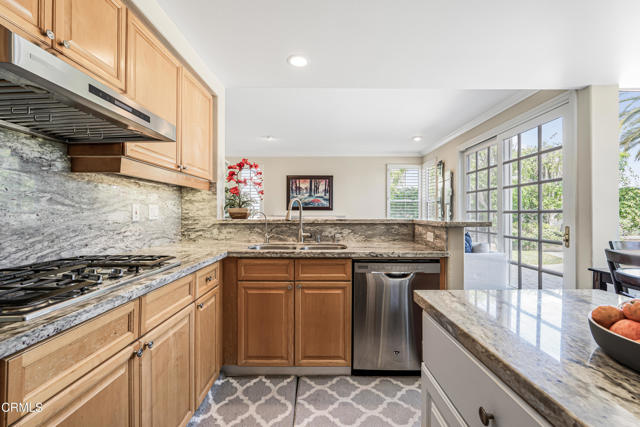 1449 La Culebra Circle, Camarillo CA: https://media.crmls.org/mediaz/b498e6fe-26ea-4679-b51b-232529f22973.jpg