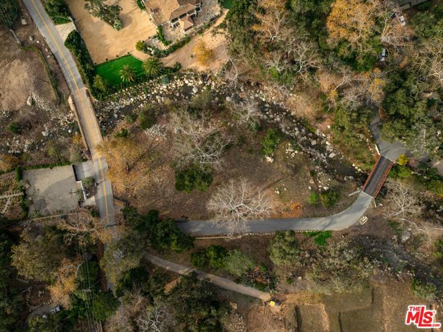 809 Ashley Road, Santa Barbara CA: https://media.crmls.org/mediaz/b4997cdb-9599-48c8-a699-90352996742e.jpg