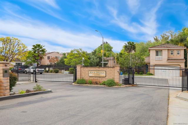 1020 Crystal Springs Pl, Escondido CA: https://media.crmls.org/mediaz/b49a5ea1-de37-42e5-97f5-5530eb77ce36.jpg