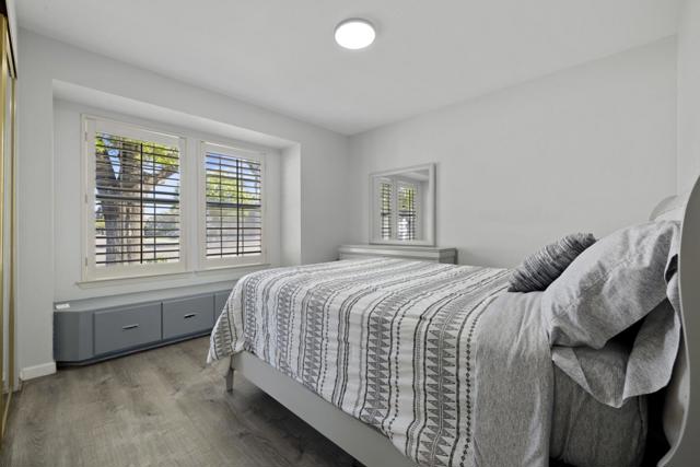 Image 21 of 40 For 2604 Snyder Avenue