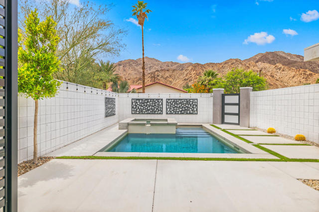 54470 Avenida Diaz, La Quinta CA: https://media.crmls.org/mediaz/b49badfb-2667-4f29-9968-9b92a24848b1.jpg