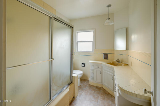 Detail Gallery Image 19 of 37 For 4463 Commonwealth Ave, La Canada Flintridge,  CA 91011 - 3 Beds | 2 Baths