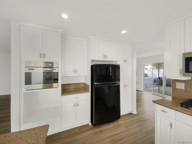 Image 12 of 23 For 11002 Promesa Dr