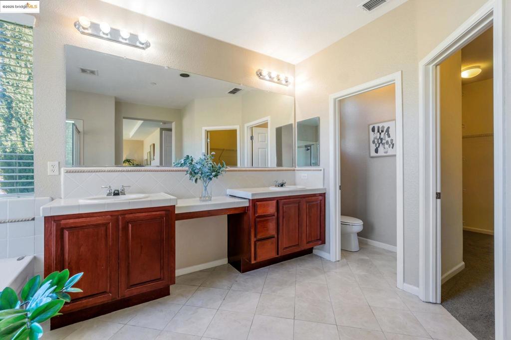 MLS #41105200 image #42