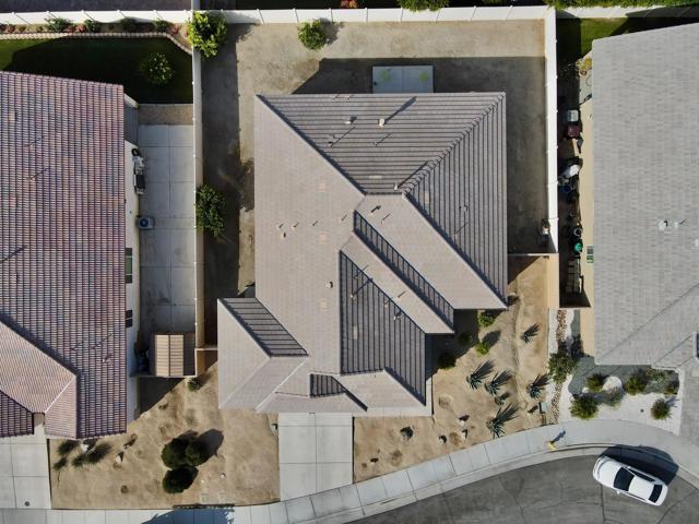 82982 Wheatley Court, Indio CA: https://media.crmls.org/mediaz/b49e175b-e155-4fe8-8d56-2f83a1b7cc1d.jpg