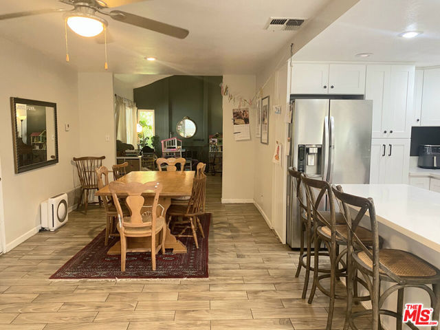 1519 Sunset Avenue, Pasadena CA: https://media.crmls.org/mediaz/b49e70a5-fe45-470c-9226-31326f0e07c0.jpg