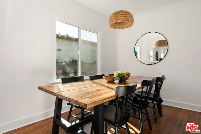 3220 Garden Avenue, Los Angeles CA: https://media.crmls.org/mediaz/b49ecf0c-7dd3-408e-893d-4fc3afb36602.jpg