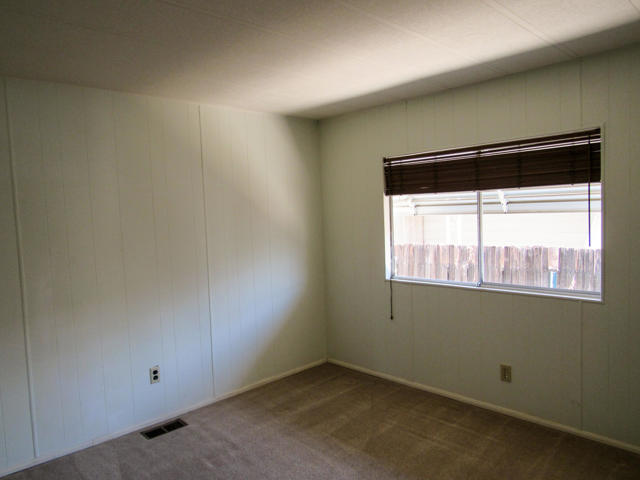 39640 Desert Greens E Drive, Palm Desert CA: https://media.crmls.org/mediaz/b49fd1d7-aa36-476d-b675-c789860a7330.jpg