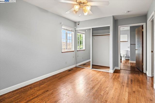 4095 Robin Ln, Castro Valley CA: https://media.crmls.org/mediaz/b49fd32d-bac5-429f-b4eb-99f8dad66eaf.jpg