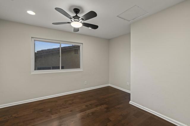 5968 Caminito De La Taza, San Diego CA: https://media.crmls.org/mediaz/b4a0bc60-792c-41aa-99ed-8b2f09e2601c.jpg