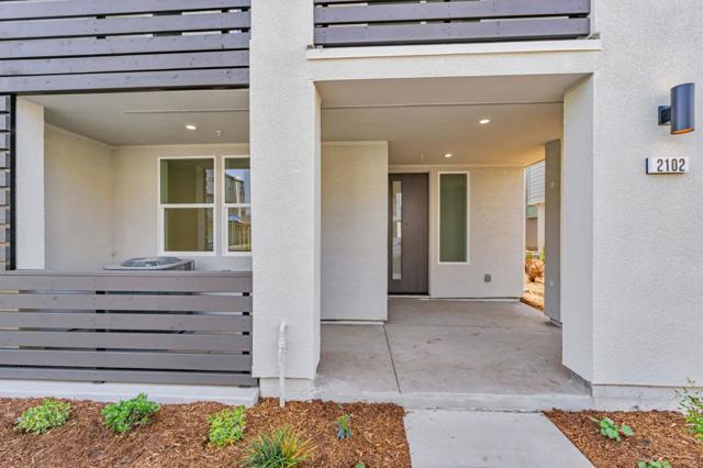 2102 Ivory Terrace, San Ramon CA: https://media.crmls.org/mediaz/b4a1f998-0f86-4fc7-9393-70a79fefe7c3.jpg
