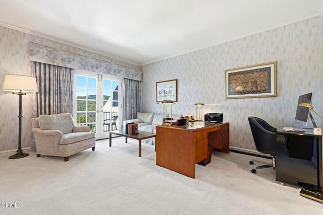 Detail Gallery Image 37 of 72 For 2317 Canyonback Rd, Los Angeles,  CA 90049 - 5 Beds | 5/1 Baths