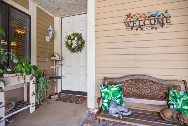 Detail Gallery Image 4 of 18 For 230 Spindlewood Ave, Camarillo,  CA 93012 - 3 Beds | 2/1 Baths