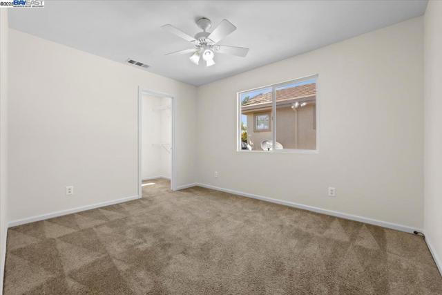 4775 Mahogany St, Dublin CA: https://media.crmls.org/mediaz/b4a31d79-d1ae-47ef-8aba-c5ba9c7c195e.jpg