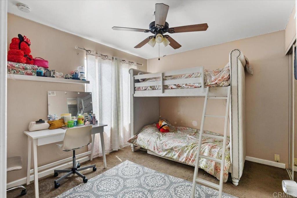 https://media.crmls.org/mediaz/b4a32895-40fc-4bed-ac8d-391a2758a192.jpg?preset=X-Large