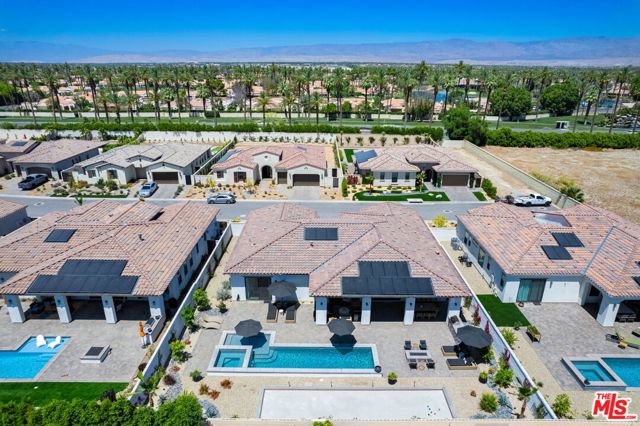 75403 Mansfield Drive, Indian Wells CA: https://media.crmls.org/mediaz/b4a36188-7652-46cf-8bfd-924de9467ea2.jpg