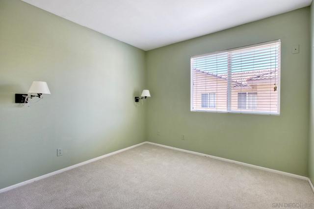 39513 Bonaire Way, Murrieta CA: https://media.crmls.org/mediaz/b4a57898-59a4-4ad8-badf-29956ac61c02.jpg