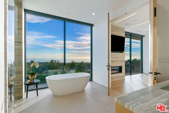 Drew Fenton | 29623 Cuthbert Road Malibu CA | MLS: 7185754