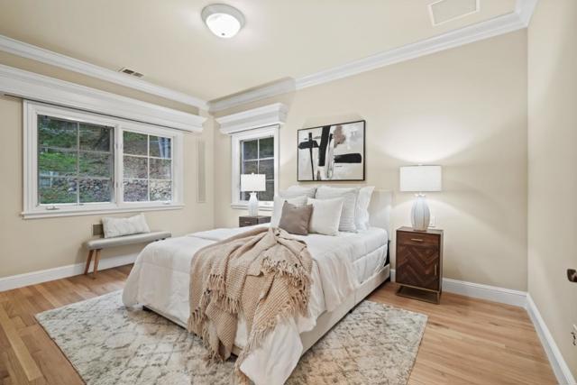2855 Churchill Drive, Hillsborough CA: https://media.crmls.org/mediaz/b4aa2143-f73a-4a85-8f43-f31633cc93eb.jpg
