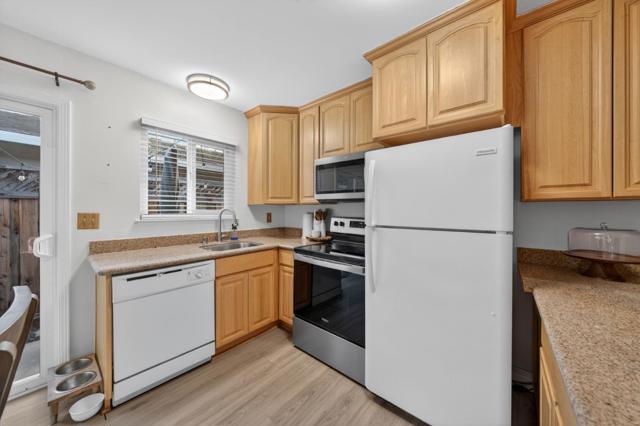 56635665 Beswick Drive, San Jose CA: https://media.crmls.org/mediaz/b4aad833-ba8f-45bd-982b-db6435e42e46.jpg