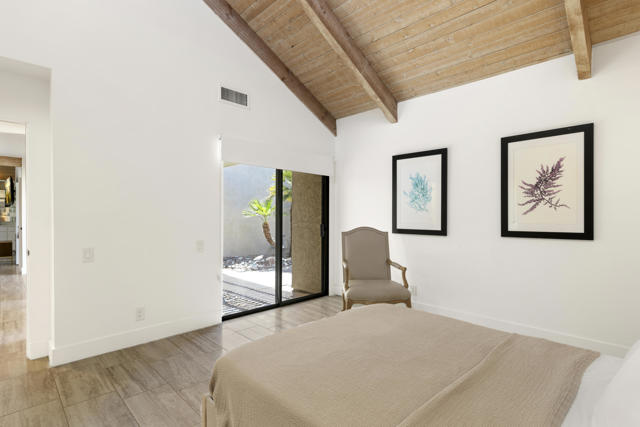 306 Forest Hills Drive, Rancho Mirage CA: https://media.crmls.org/mediaz/b4ab297e-4995-49f3-8a84-fa2548da502d.jpg
