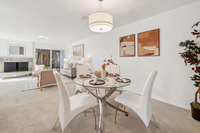 64 Los Altos Square, Los Altos CA: https://media.crmls.org/mediaz/b4aba9c6-177f-4799-8bb3-c61f356169c4.jpg