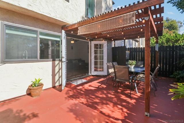 3069 Plaza Natalia, Bonita CA: https://media.crmls.org/mediaz/b4af03b1-de99-40b4-8120-7a58de05fd18.jpg