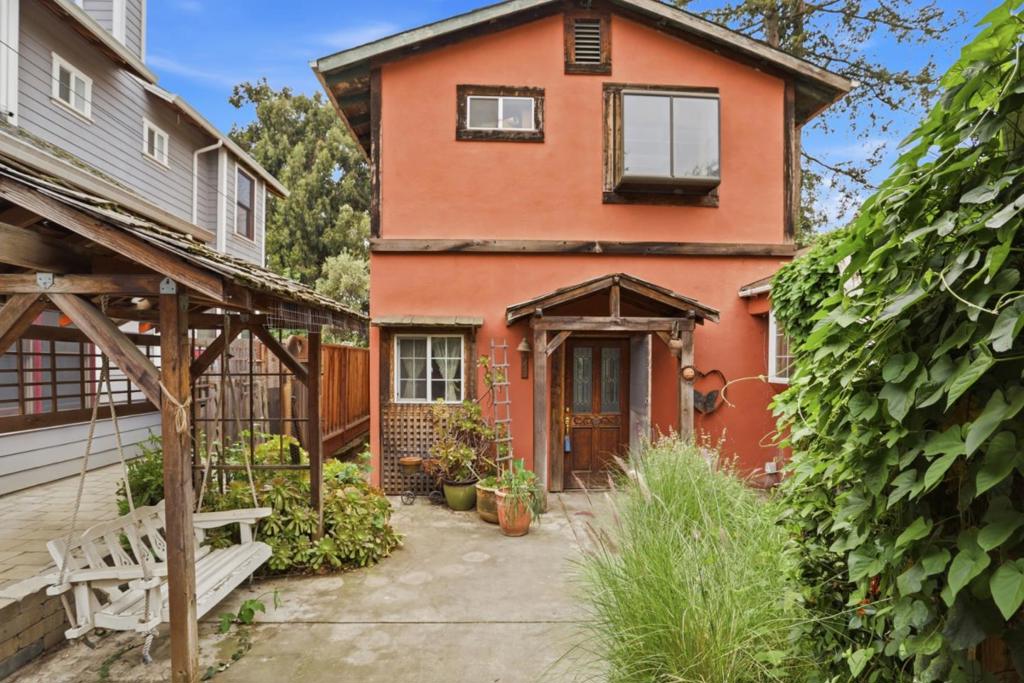 339 Brookwood Avenue