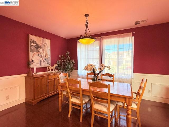 Image 20 of 60 For 3329 Lair Way