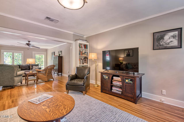 Detail Gallery Image 12 of 34 For 1881 Paloma St, Pasadena,  CA 91104 - 3 Beds | 2 Baths