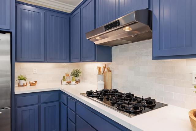 Image 11 of 39 For 7070 Leeward St.