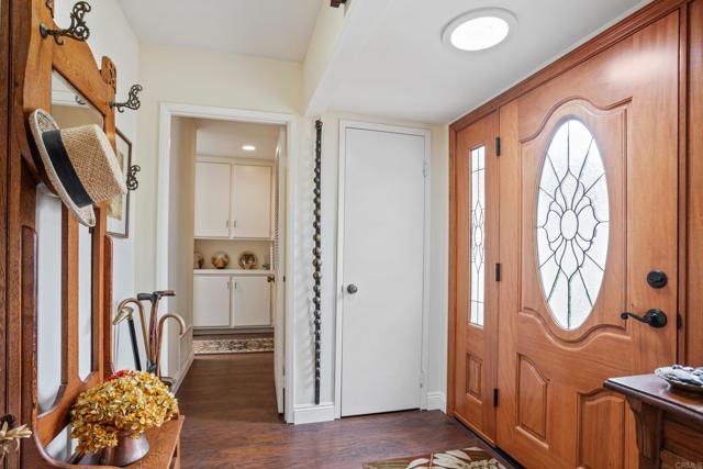 6034 Wenrich Drive, San Diego CA: https://media.crmls.org/mediaz/b4b419de-f966-43d9-b3e1-1542cc293434.jpg