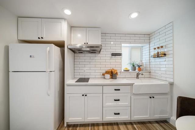 1205 S Mayfair Avenue, Daly City CA: https://media.crmls.org/mediaz/b4b47db4-bcb9-416f-9642-b71ce4cb410d.jpg