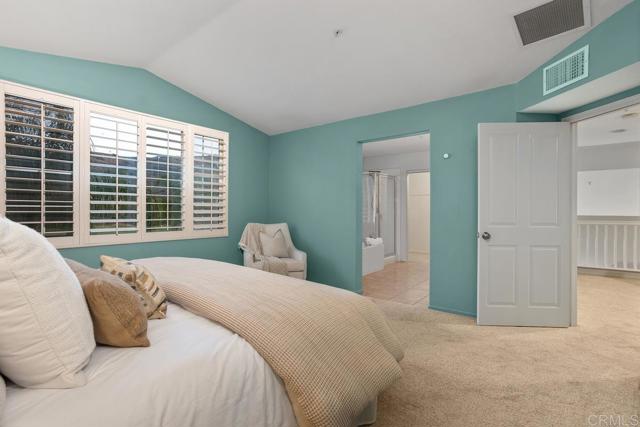 3071 Sprucewood Ln, Escondido CA: https://media.crmls.org/mediaz/b4b5100e-2f0f-4712-9072-96ec8c7c3d9b.jpg