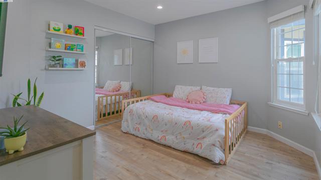 37076 Saint Edwards St, Newark CA: https://media.crmls.org/mediaz/b4b5201e-615f-4885-9b18-1fd3ae97874a.jpg