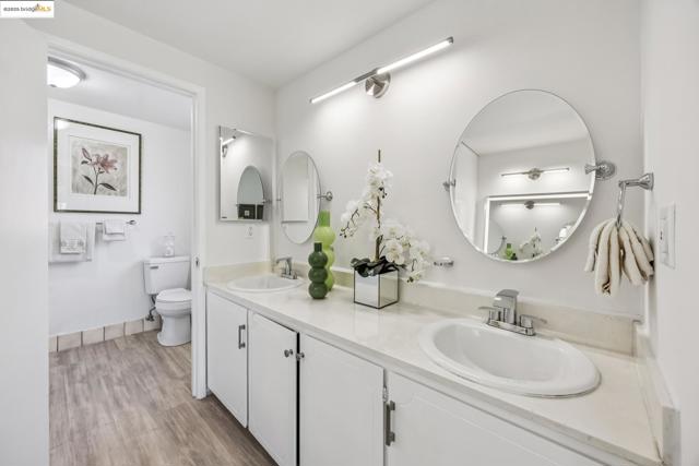 4943 Rice DR, San Jose CA: https://media.crmls.org/mediaz/b4b6affc-7600-4995-83cb-f5a3edf5e1e7.jpg