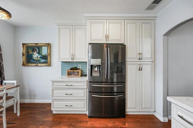 Detail Gallery Image 13 of 54 For 3315 Tripoli, Oceanside,  CA 92056 - 2 Beds | 2/1 Baths