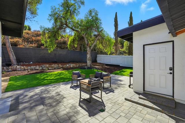 Detail Gallery Image 8 of 39 For 12311 Witt Rd, Poway,  CA 92064 - 4 Beds | 2 Baths