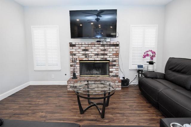 3611 Apple Blossom Lane, Turlock CA: https://media.crmls.org/mediaz/b4b8c674-7bc7-41d4-a5b1-da59f8879bf4.jpg
