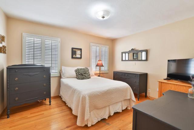 805 E Taylor Street, San Jose CA: https://media.crmls.org/mediaz/b4b925d5-14da-49fa-9020-c860cc336c66.jpg