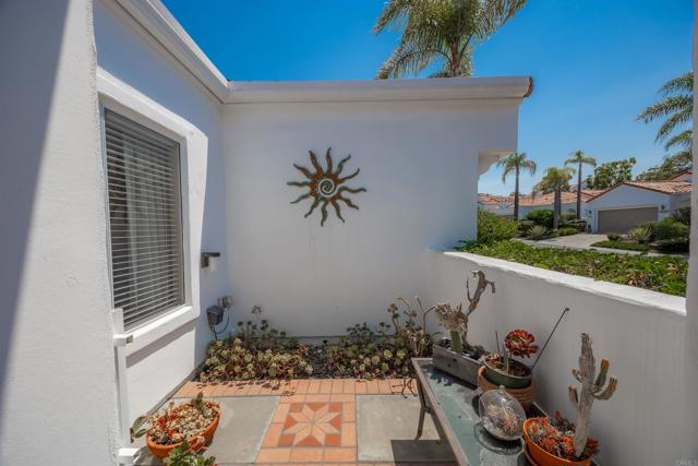 Detail Gallery Image 10 of 54 For 4129 Pindar Way, Oceanside,  CA 92056 - 2 Beds | 2/1 Baths