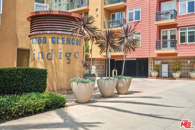 4050 Glencoe Avenue, Marina del Rey CA: https://media.crmls.org/mediaz/b4b94a7d-6ce4-495f-9ba9-576aa1fe3902.jpg